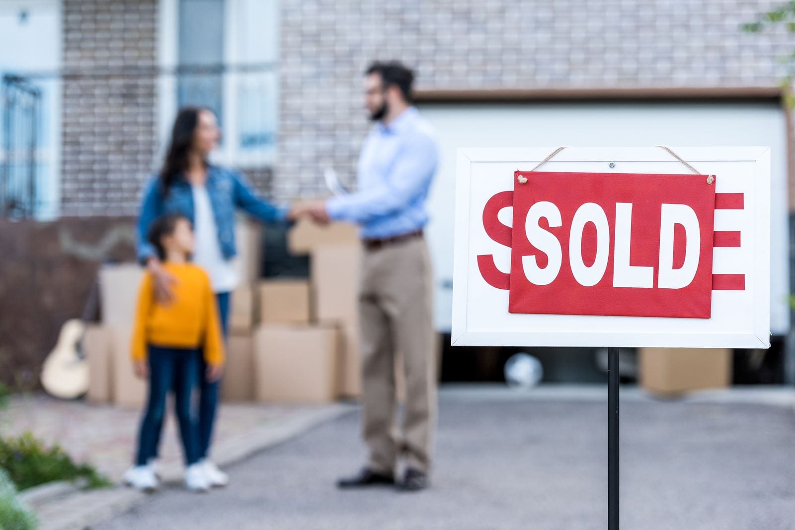 Top 9 Steps to Sell a House Fast - Zillow