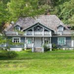 10 Things To Know Before Buying a 100 Year Old House