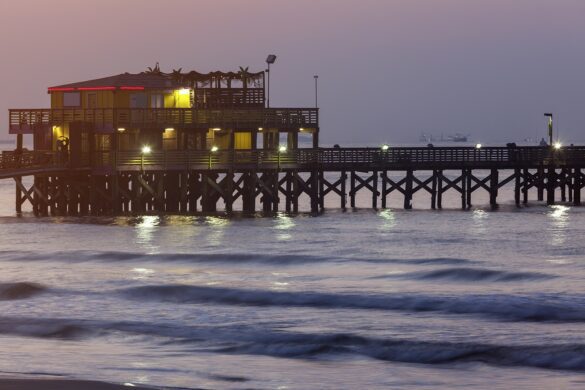 Airbnb Galveston Texas: Should You Invest in 2022?