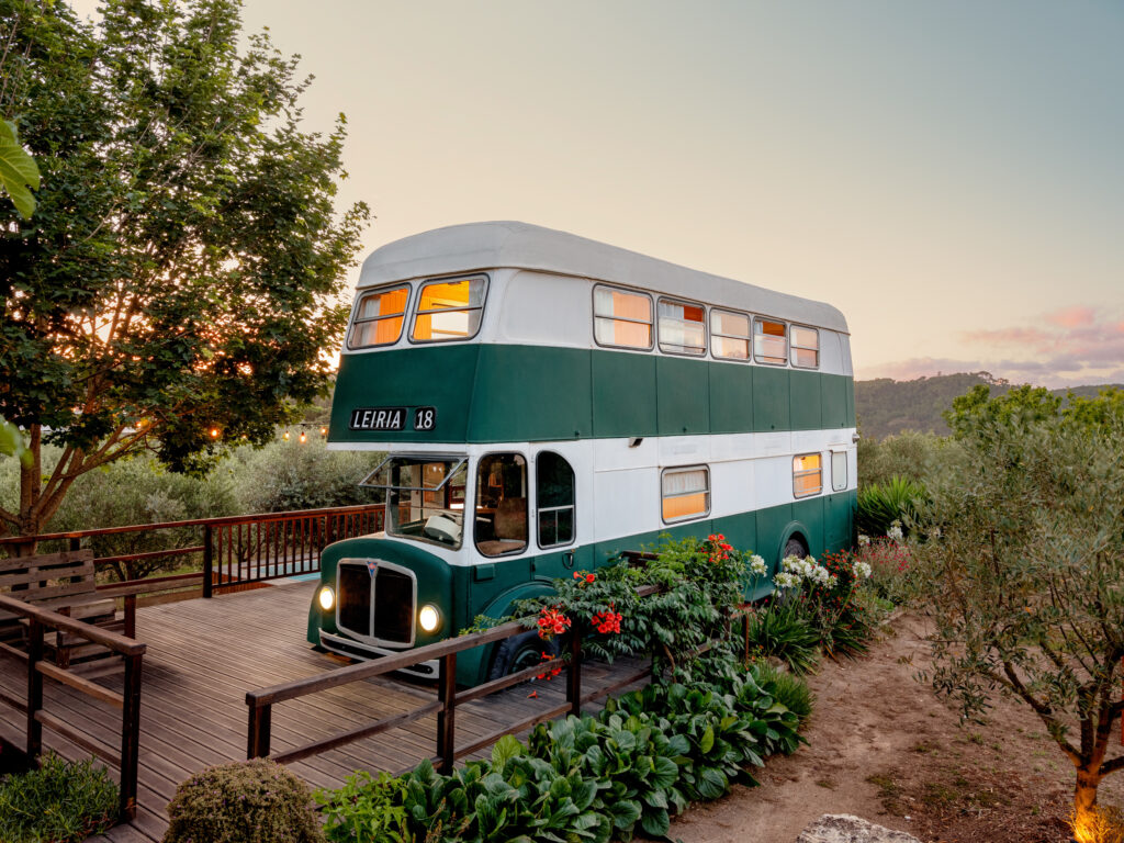 Double decker bus