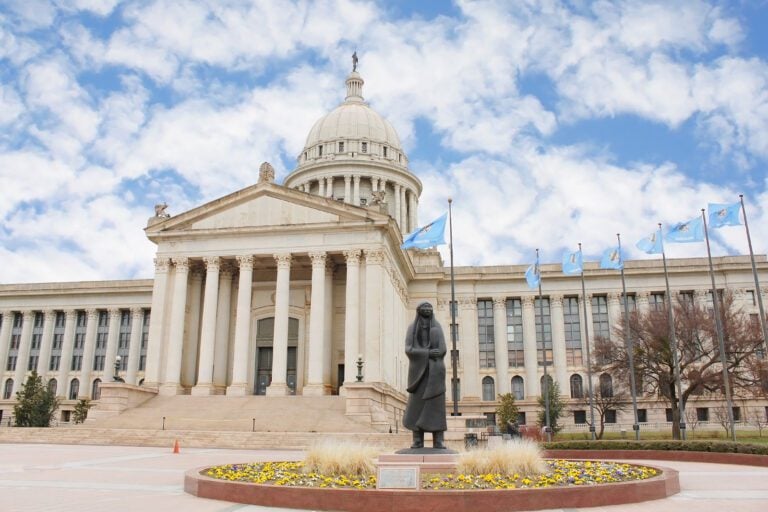 Oklahoma City capitol building and statue